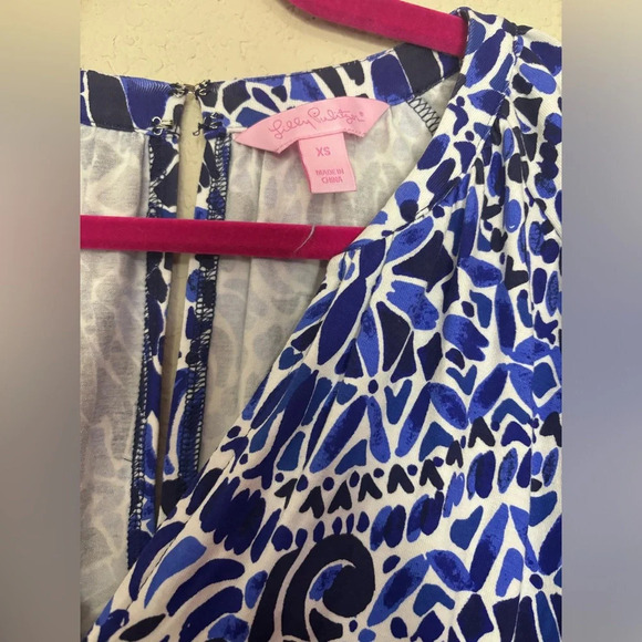 Lilly Pulitzer Bryce Romper in Bright Navy Taverna Tile - Picture 5 of 10